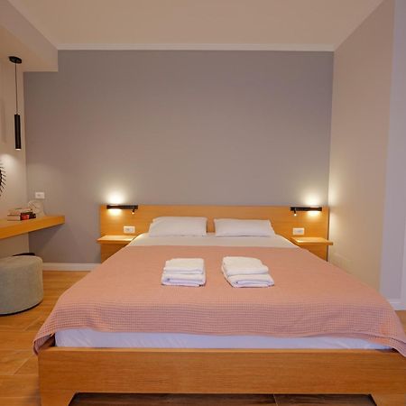Ferienwohnung Get Comfy Sarandë Exterior foto