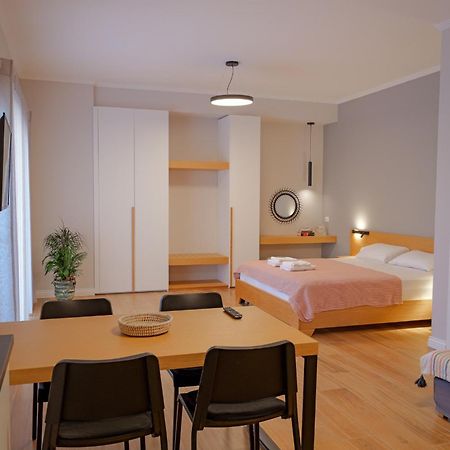 Ferienwohnung Get Comfy Sarandë Exterior foto