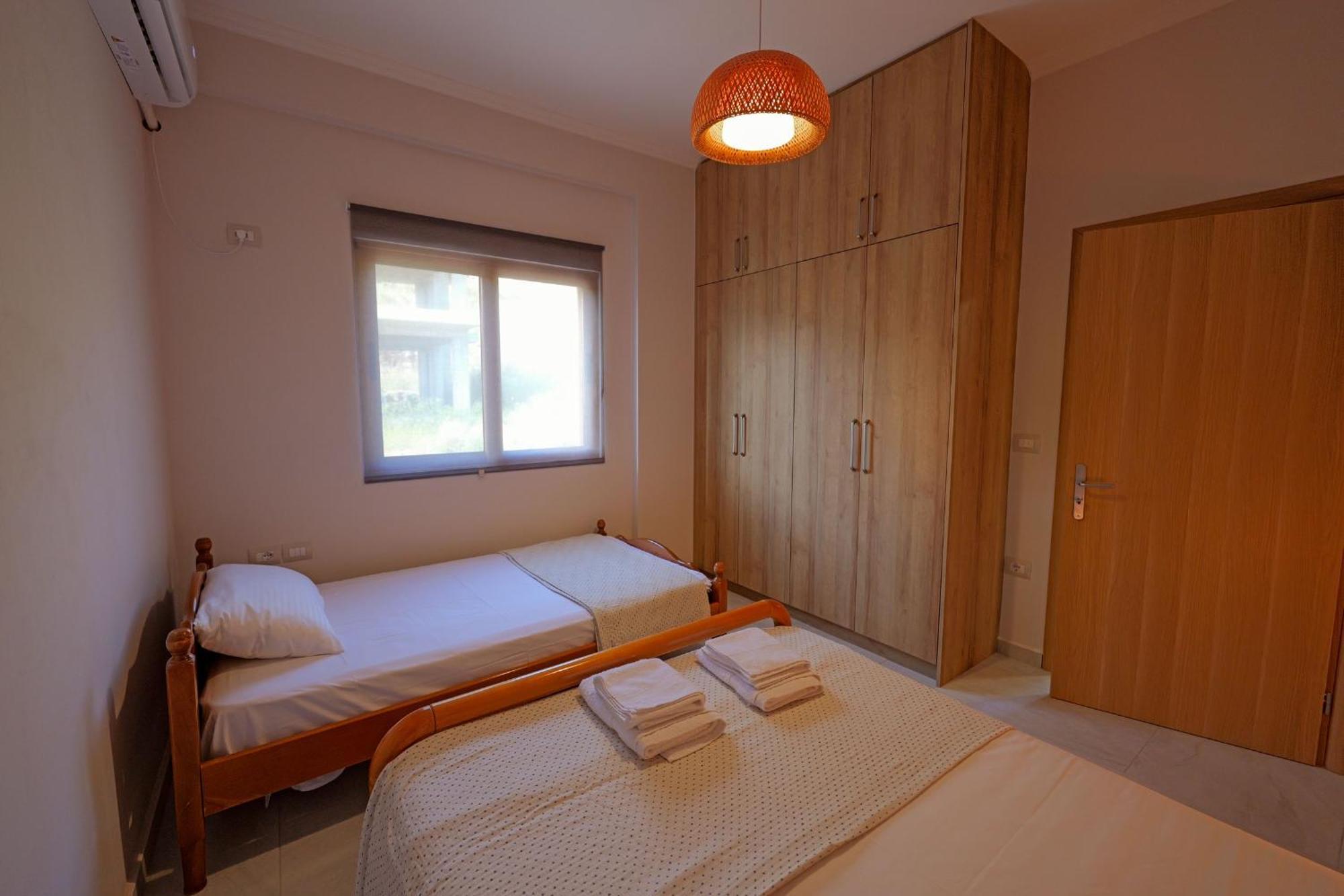 Ferienwohnung Get Comfy Sarandë Exterior foto