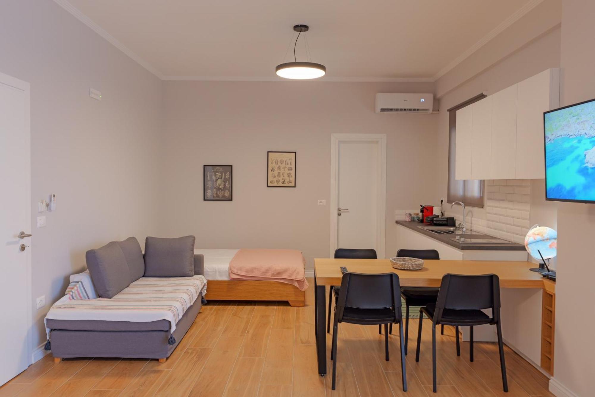 Ferienwohnung Get Comfy Sarandë Exterior foto