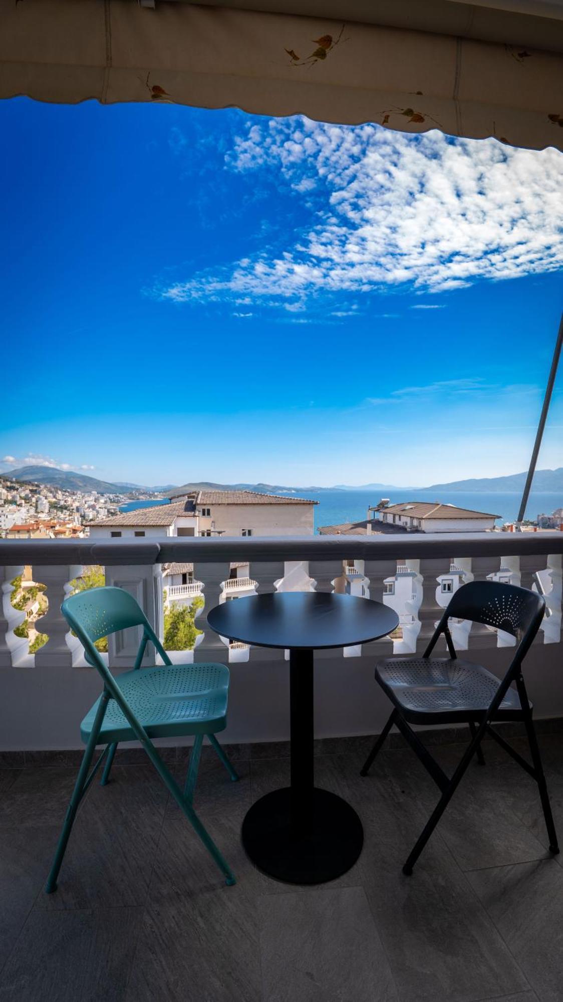 Ferienwohnung Get Comfy Sarandë Exterior foto