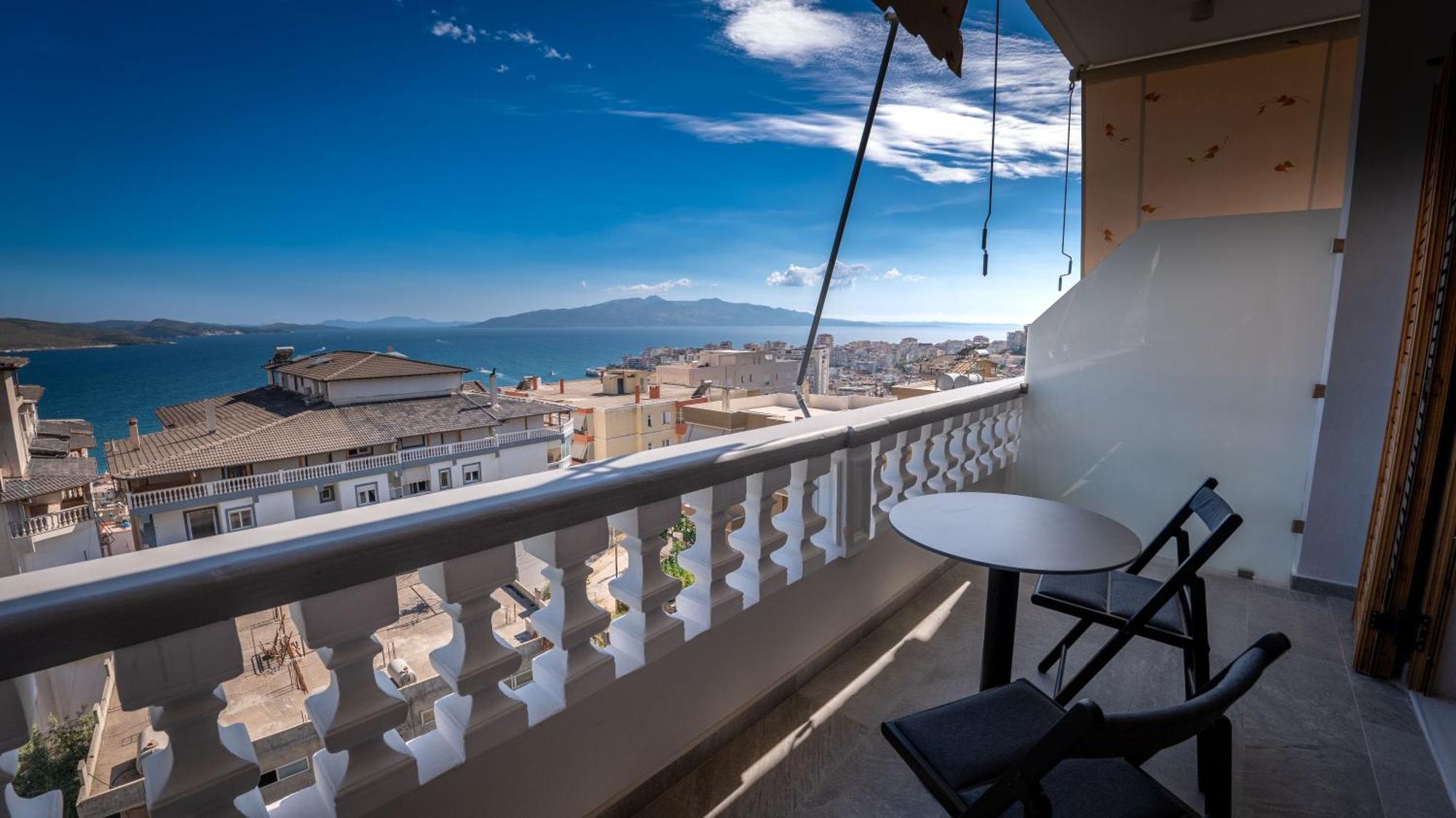 Ferienwohnung Get Comfy Sarandë Exterior foto