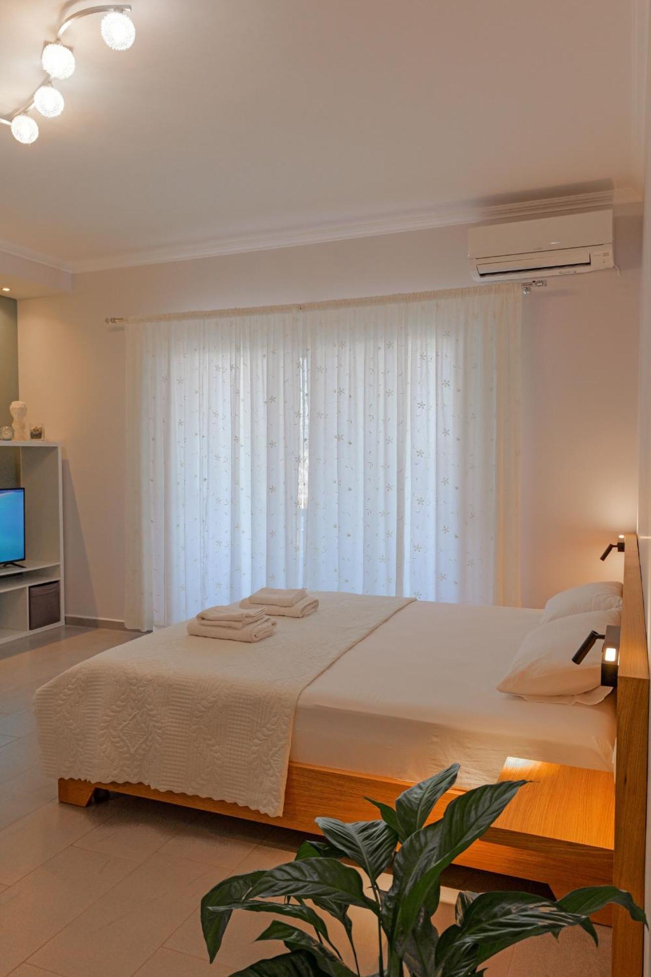 Ferienwohnung Get Comfy Sarandë Exterior foto