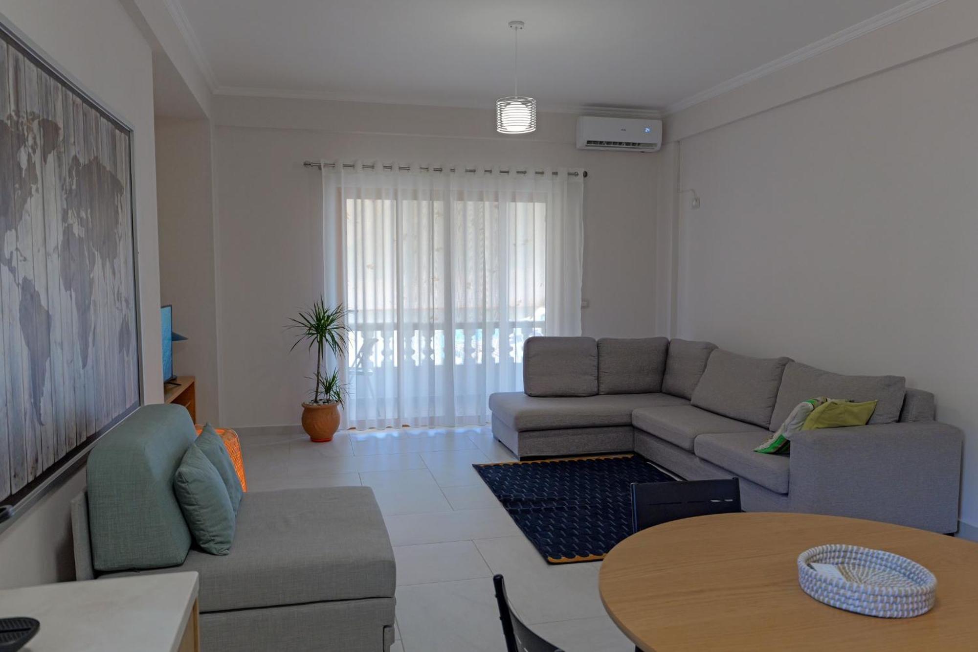 Ferienwohnung Get Comfy Sarandë Exterior foto