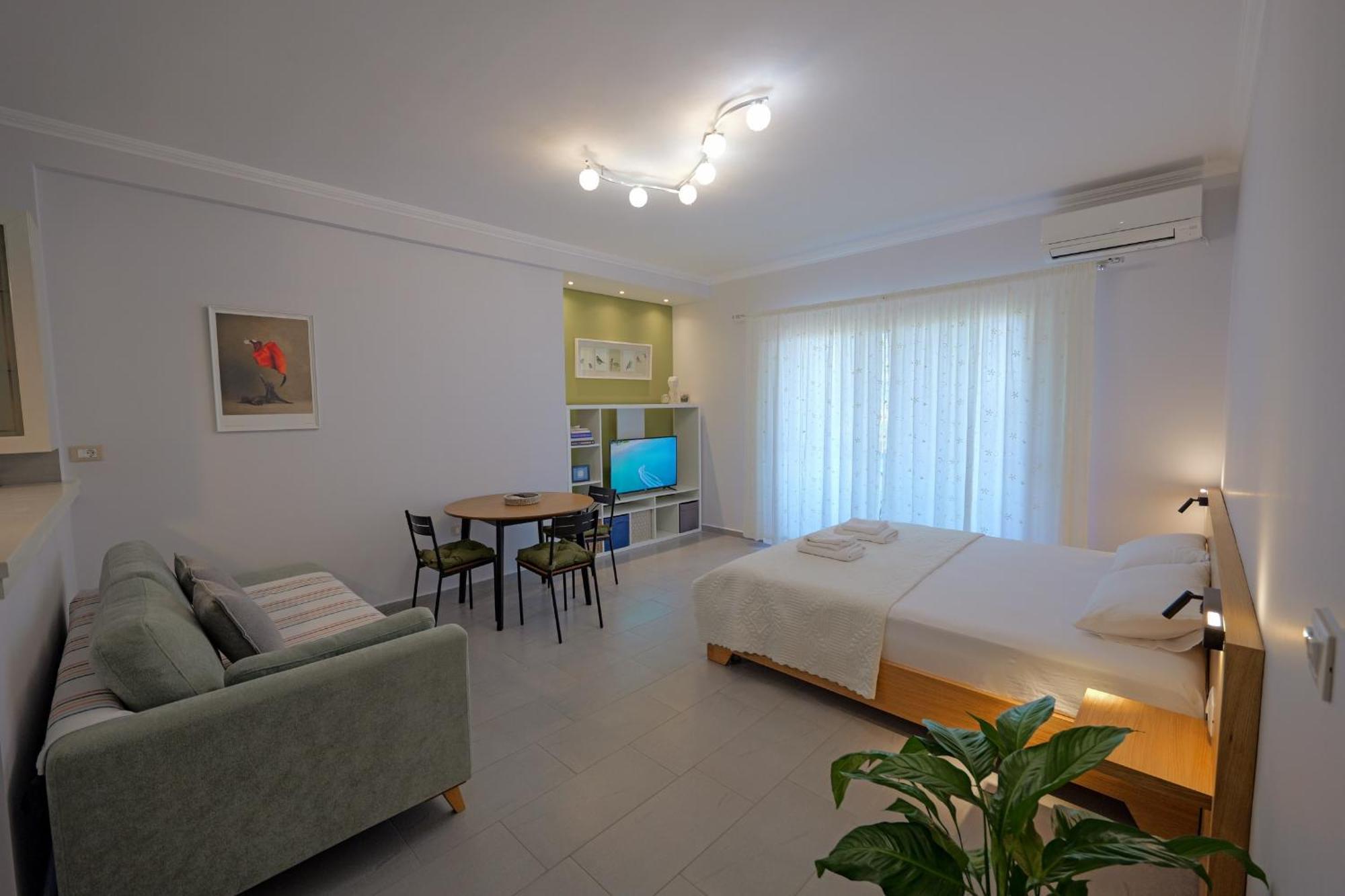 Ferienwohnung Get Comfy Sarandë Exterior foto