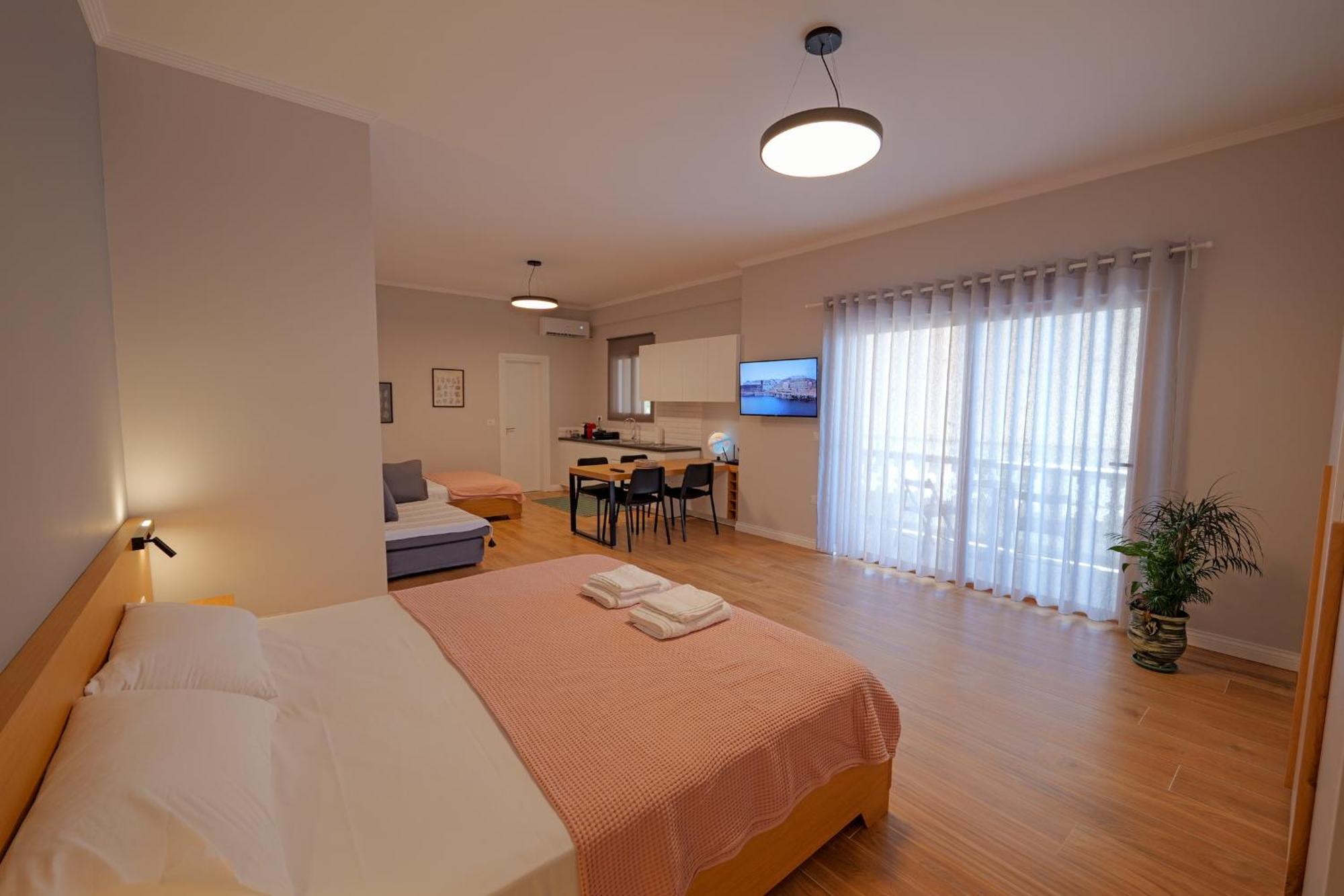 Ferienwohnung Get Comfy Sarandë Exterior foto