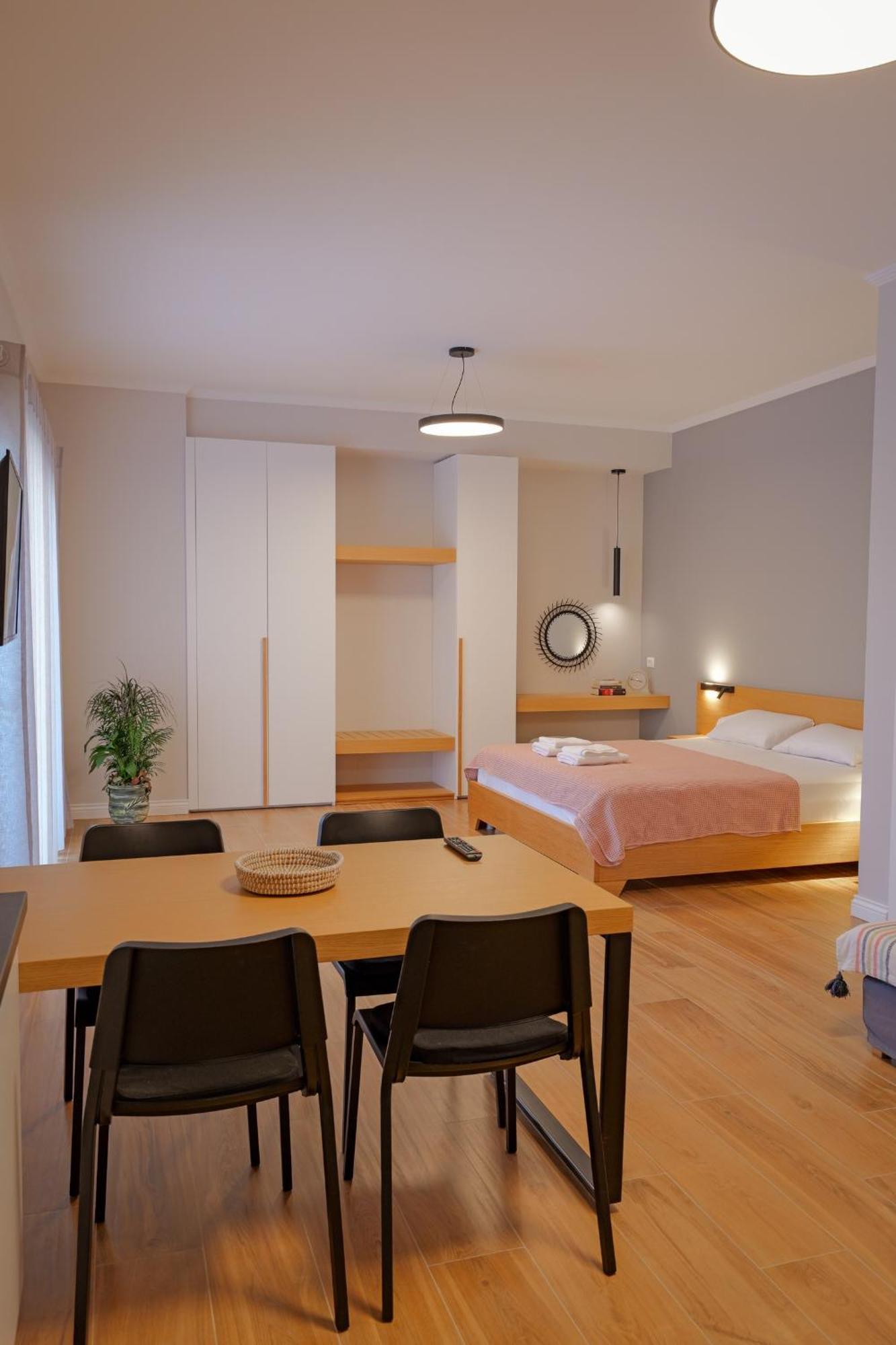 Ferienwohnung Get Comfy Sarandë Exterior foto